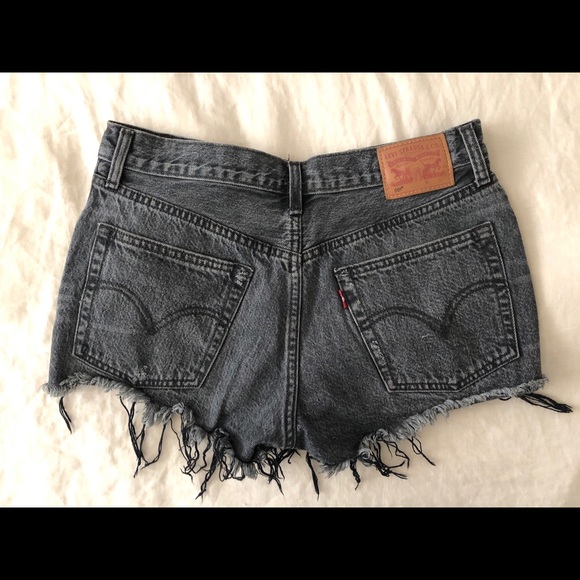 Dark 501 Levi’s Cut Offs - Picture 3 of 3